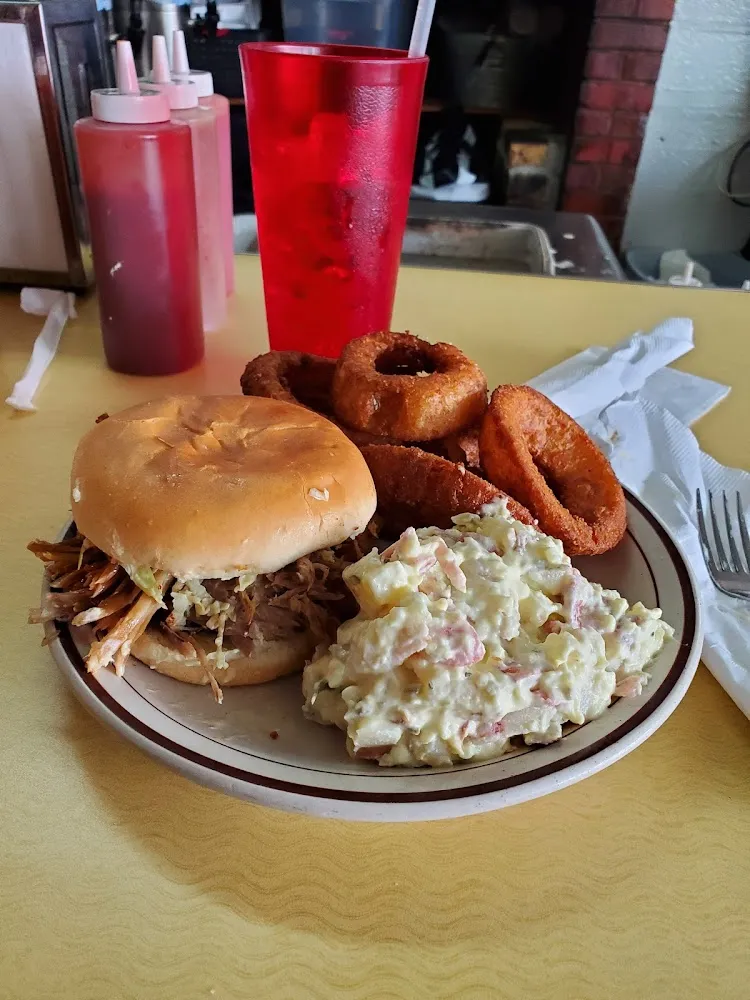 Deluxe Pulled BBQ Sandwich with 2 Sides